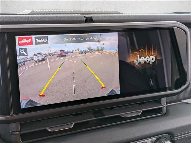 Used 2025 Jeep Gladiator Rubicon AWD/4WD image 20
