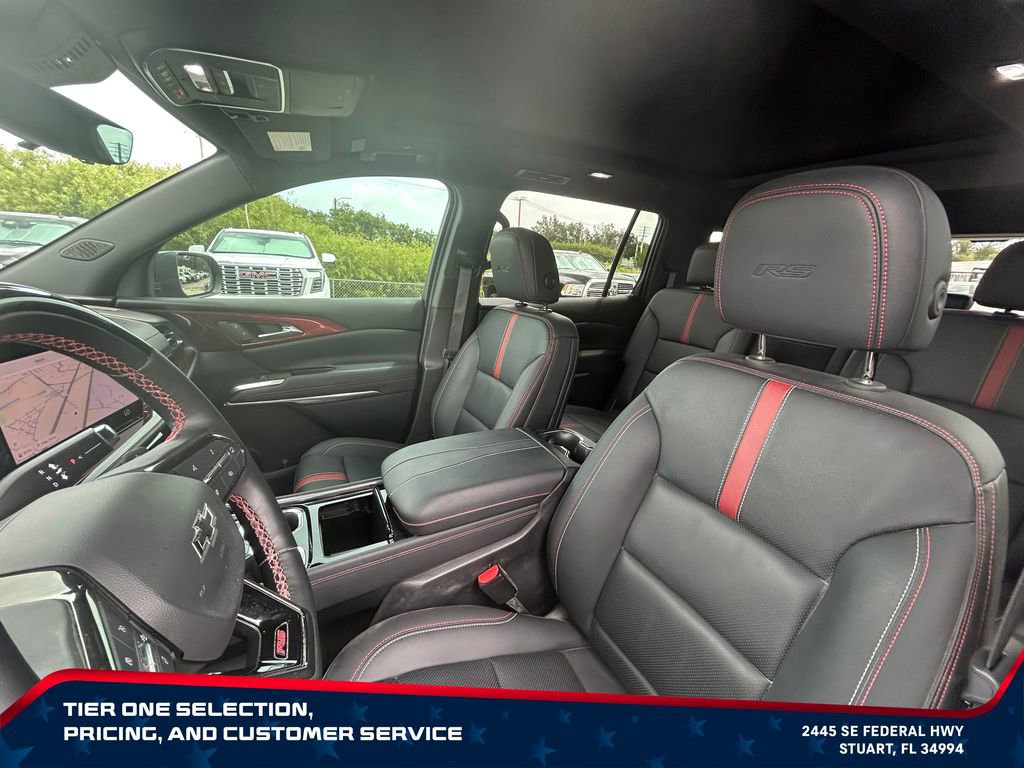Used 2024 Chevrolet Traverse RS AWD/4WD image 13