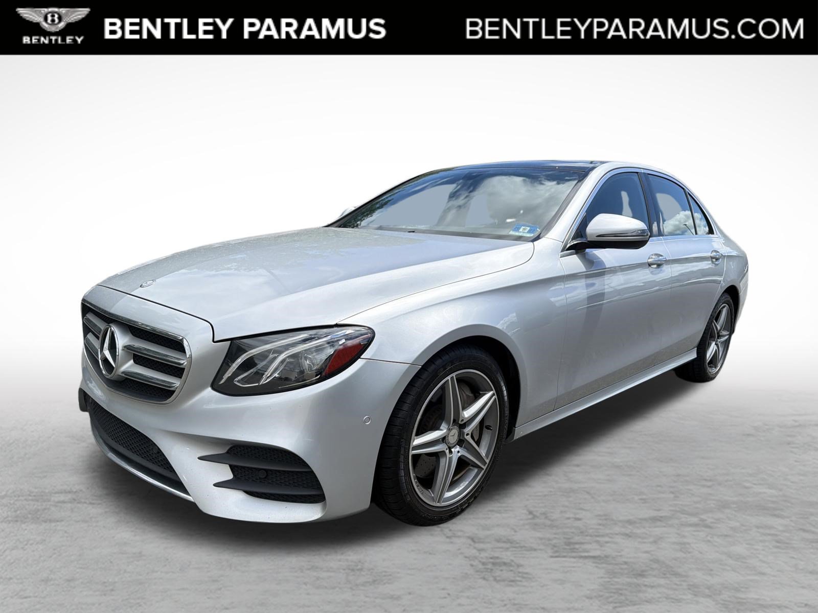 Used 2017 Mercedes-Benz E 300 4MATIC image 1