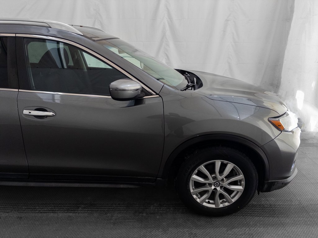 Used 2019 Nissan Rogue SV image 10