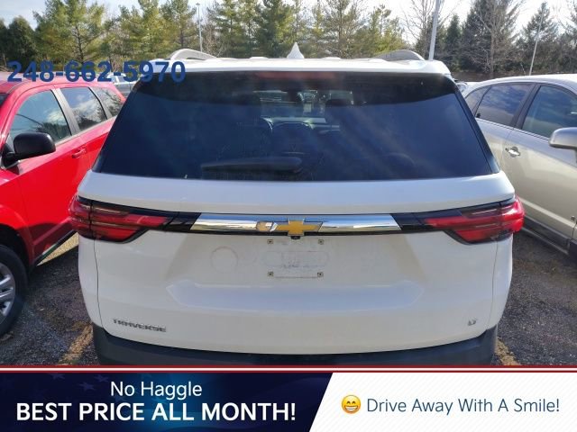 Used 2023 Chevrolet Traverse LT image 3