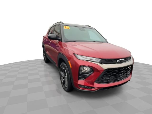 Used 2021 Chevrolet TrailBlazer RS w/ Sun and Liftgate Package AWD/4WD image 3