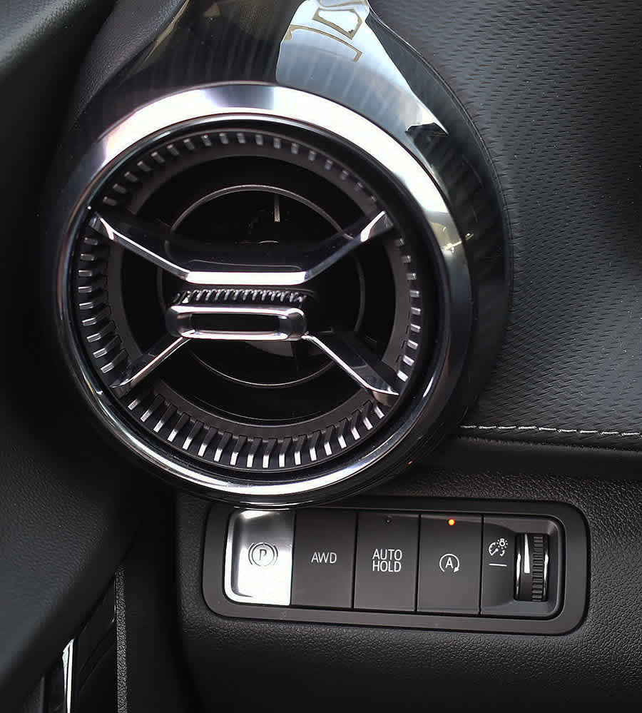 Used 2026 Chevrolet Equinox LT w/ Convenience Package II image 23