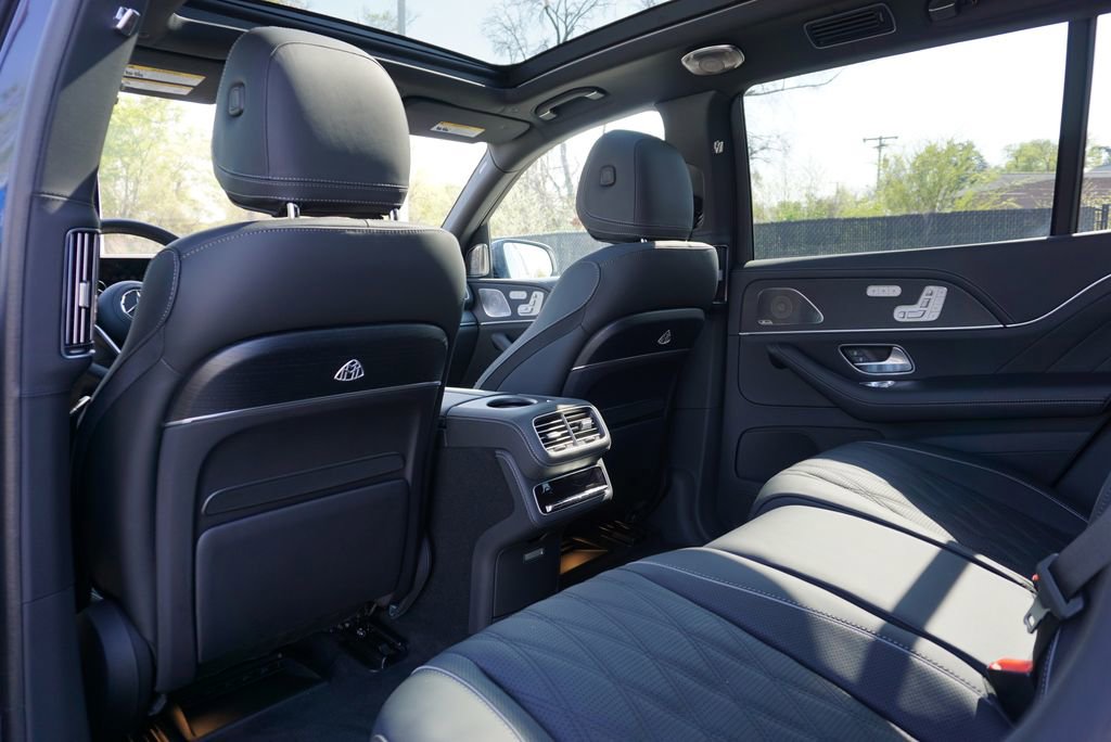 Certified 2025 Mercedes-Benz Maybach GLS 600 4MATIC image 40