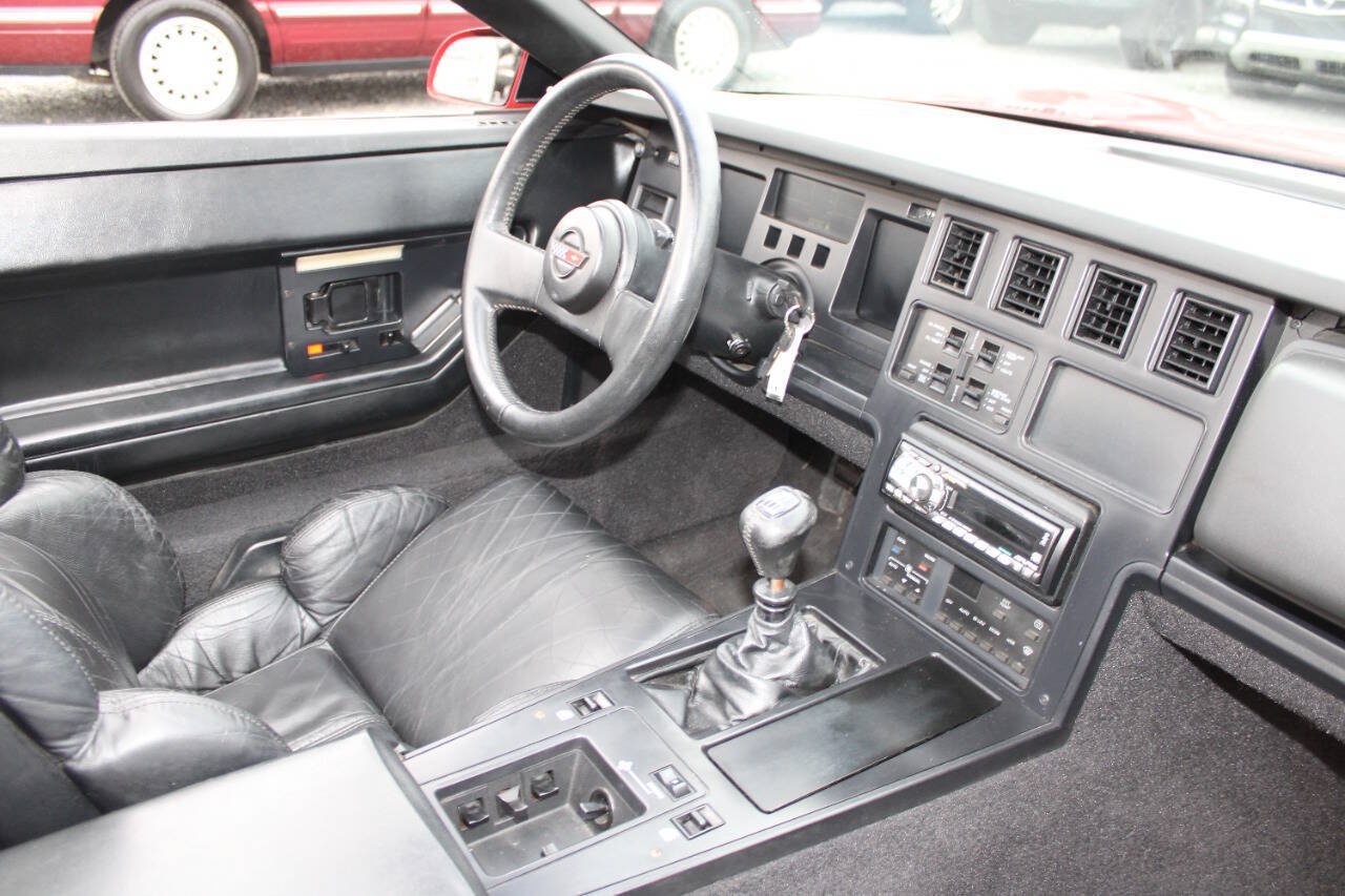 Used 1989 Chevrolet Corvette Convertible RWD image 12