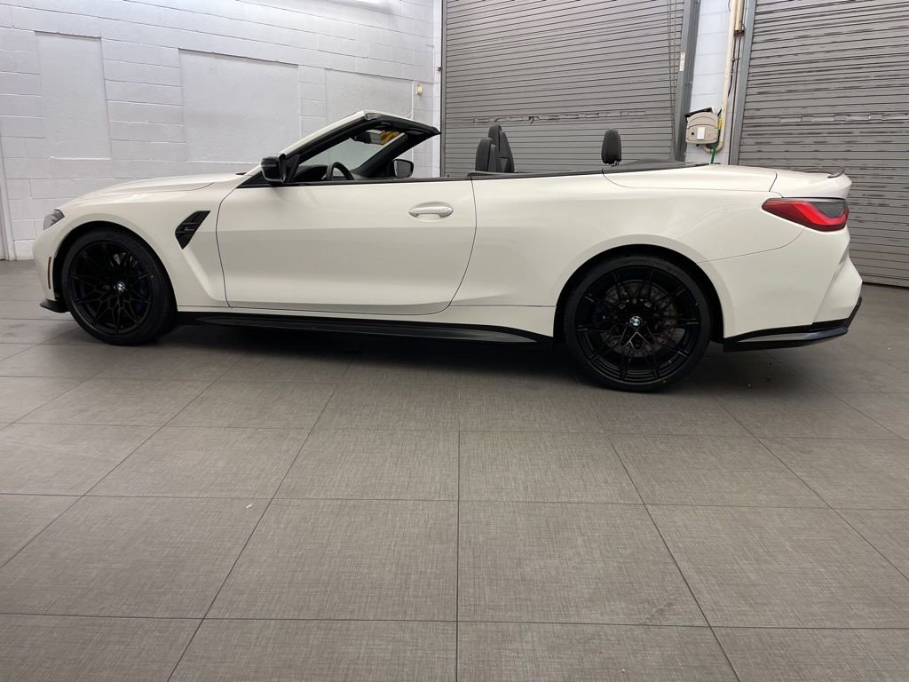 Used 2022 BMW M4 xDrive Competition AWD/4WD image 5