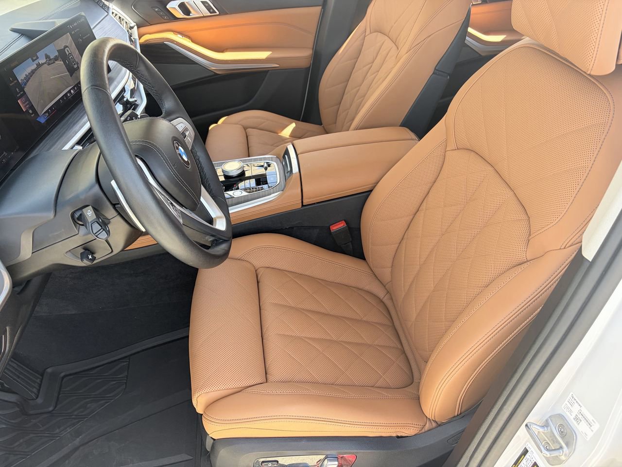 Used 2024 BMW X7 xDrive40i w/ Premium Package AWD/4WD image 17