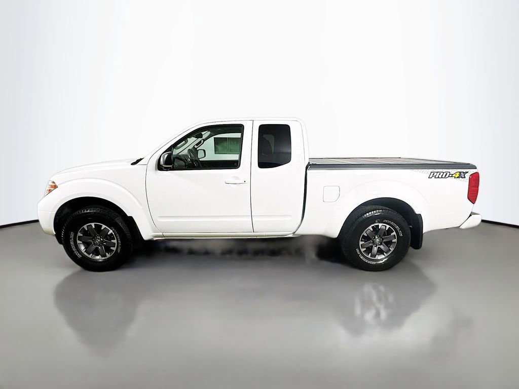 Used 2017 Nissan Frontier PRO-4X w/ Pro-4x Graphics Package AWD/4WD image 5
