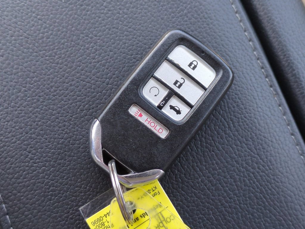 Used 2019 Honda Civic EX-L image 23