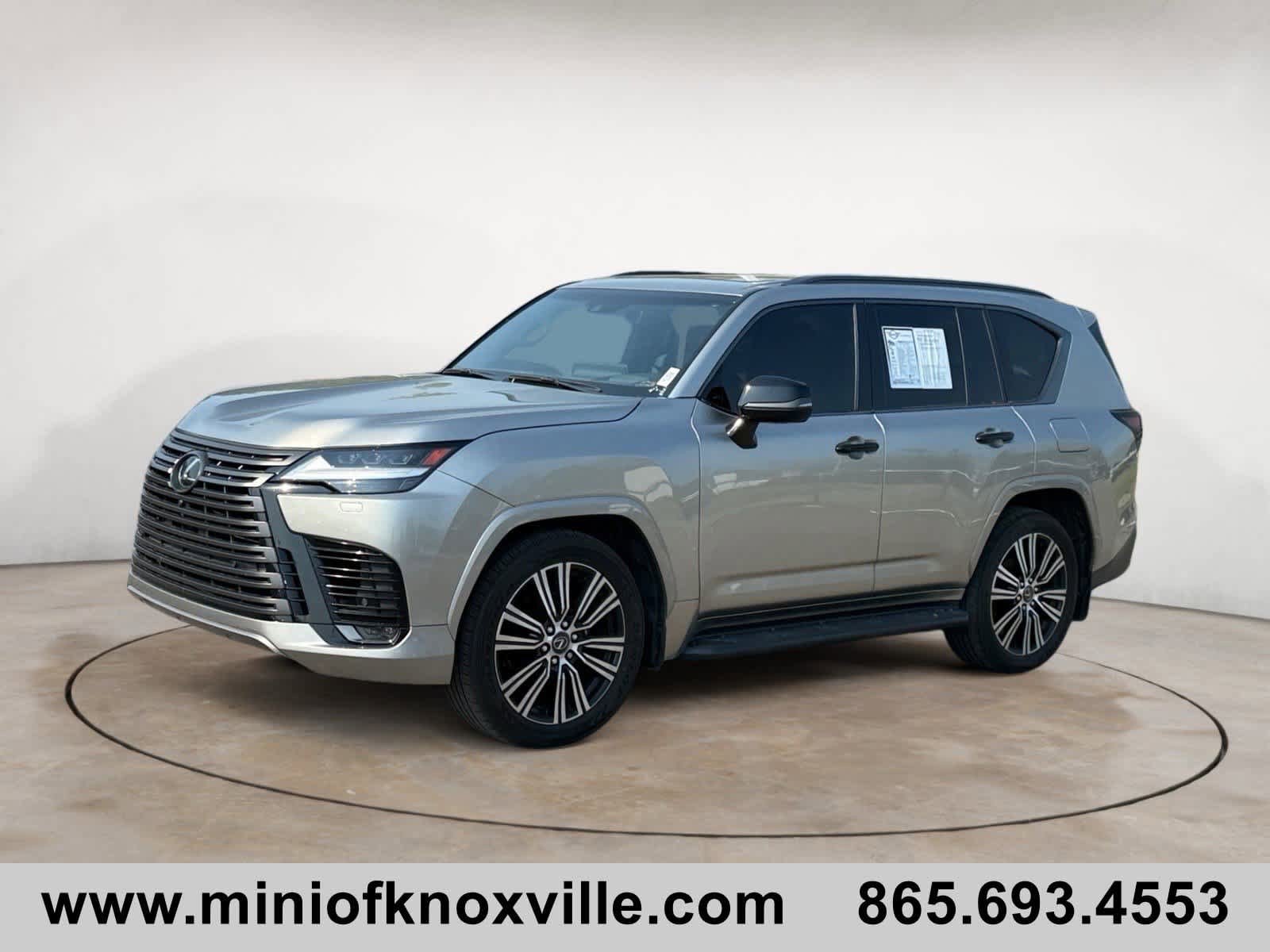 Used 2024 Lexus LX 600 4WD w/ Appearance Package image 7