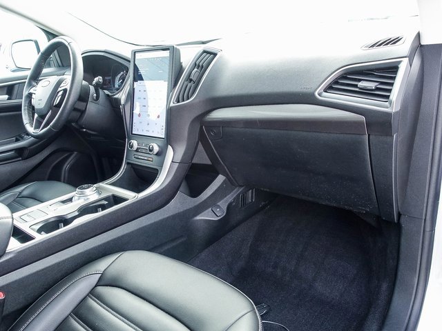 Used 2024 Ford Edge SEL w/ Convenience Package image 12