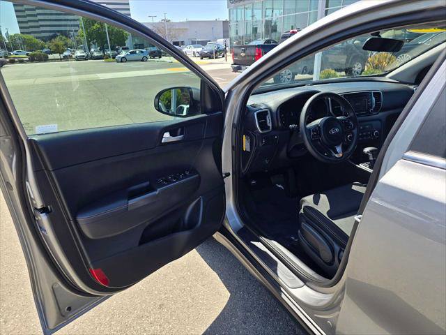 Used 2019 Kia Sportage LX FWD image 21