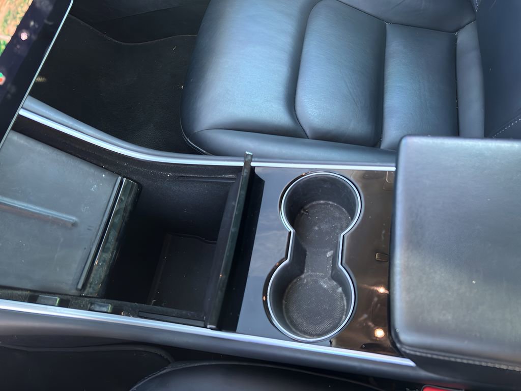 Used 2018 Tesla Model 3 Long Range AWD/4WD image 18