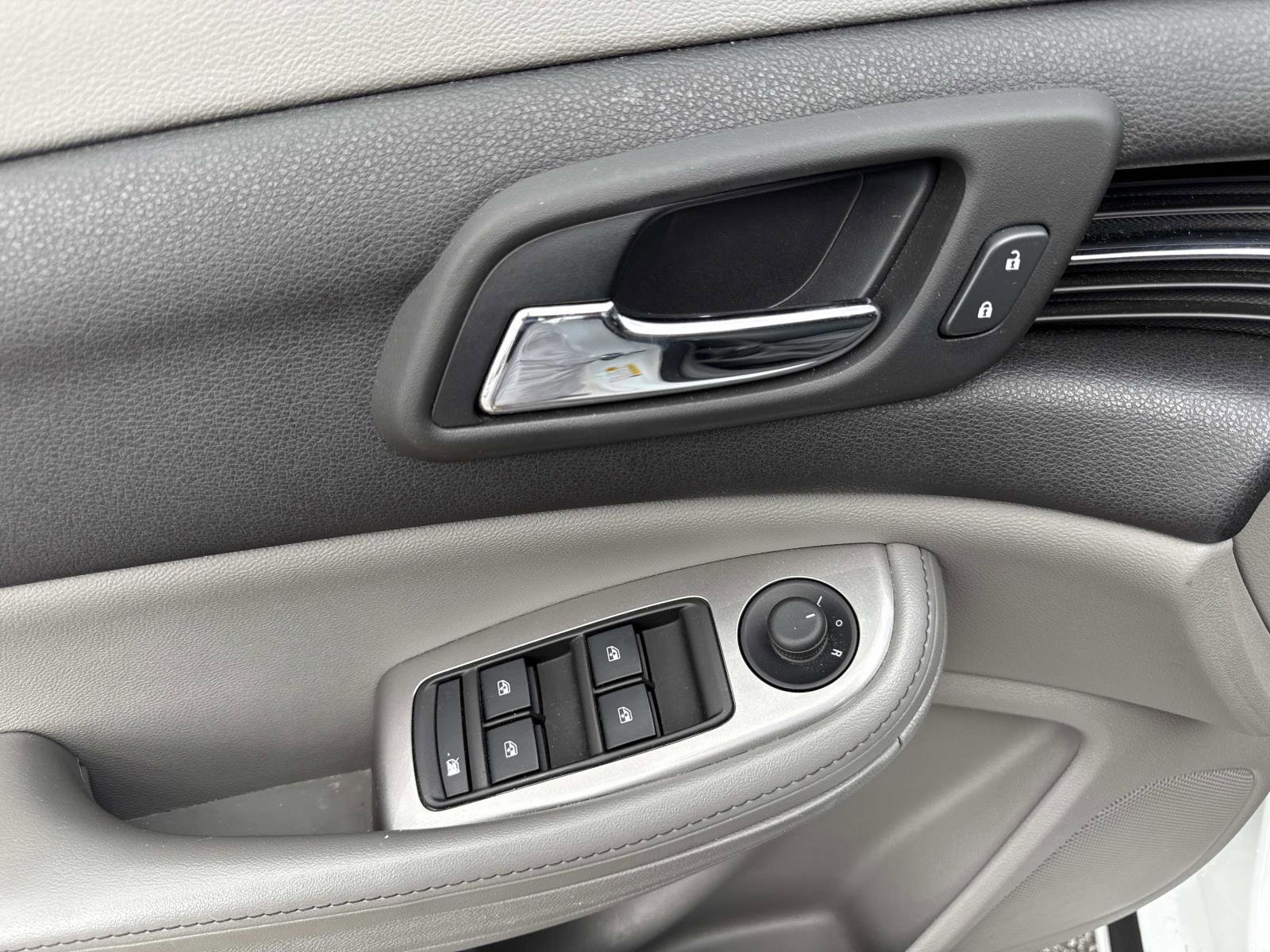 Used 2015 Chevrolet Malibu LS w/ Protection Package FWD image 18