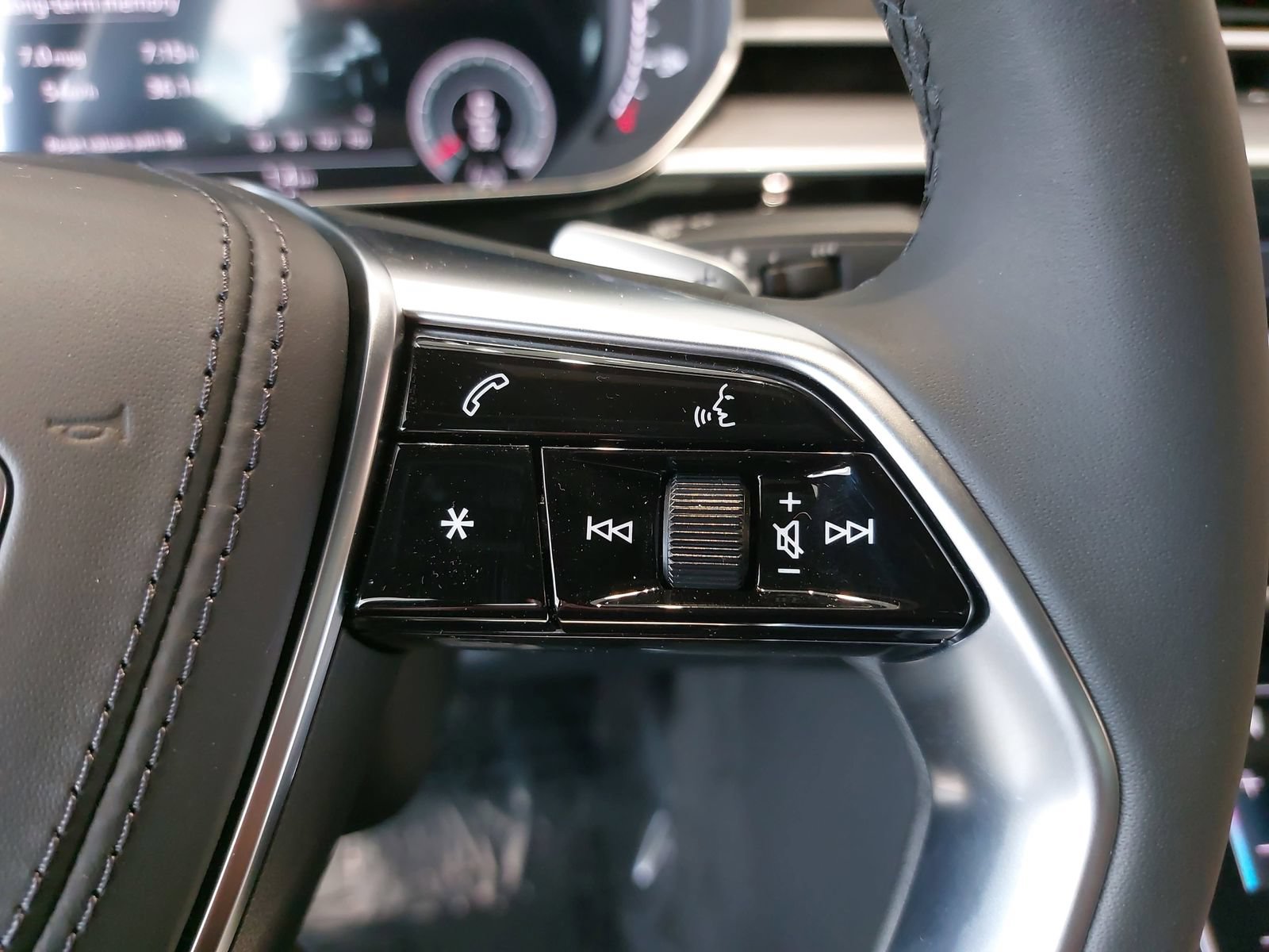 New 2026 Audi A8 L 3.0T AWD/4WD image 19