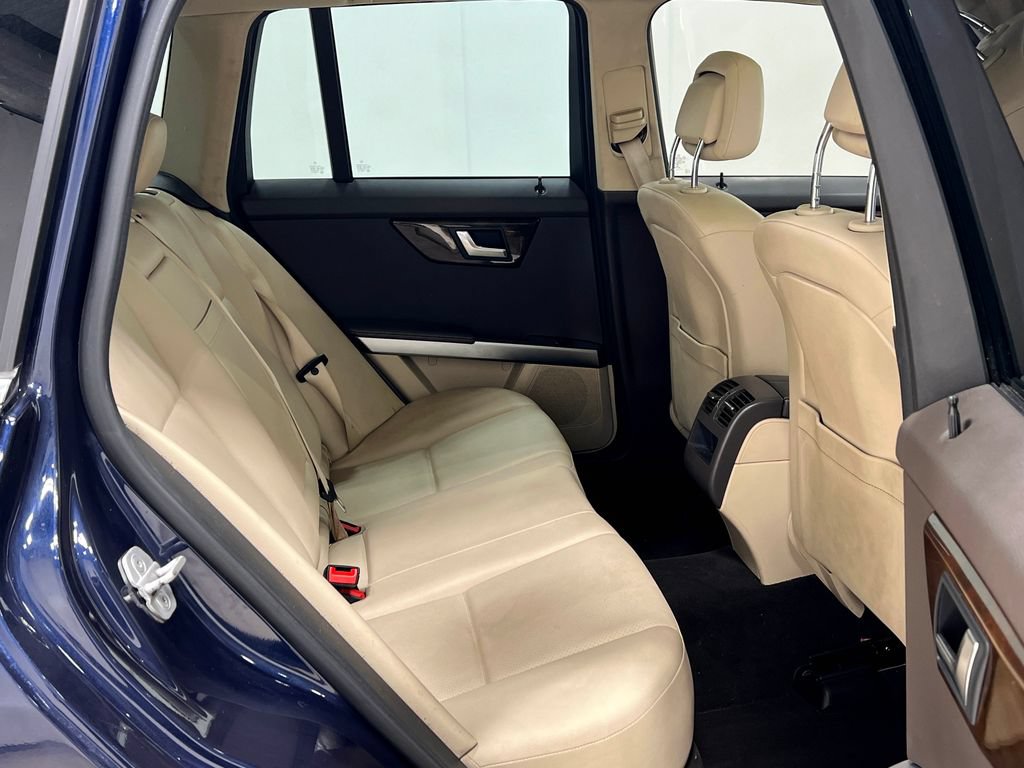 Used 2015 Mercedes-Benz GLK 350 4MATIC image 31
