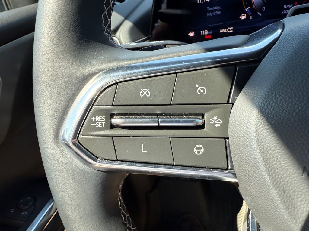 Used 2024 Chevrolet Traverse LT w/ Enhanced Driving Package image 48