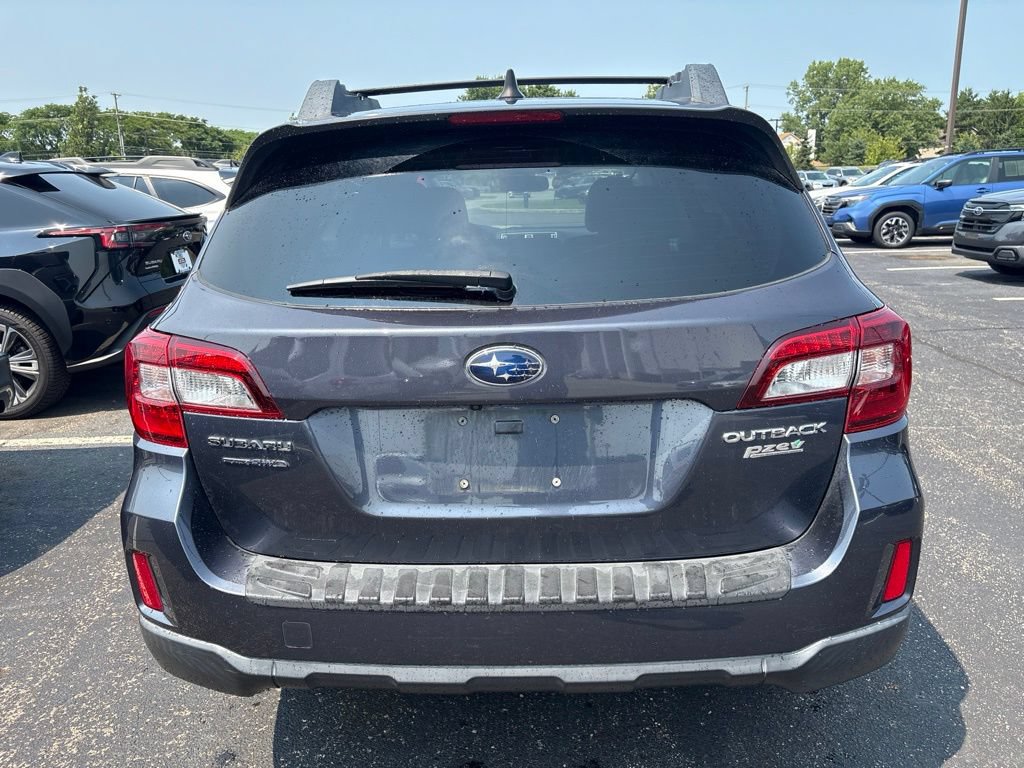 Used 2017 Subaru Outback 2.5i Limited AWD/4WD image 4
