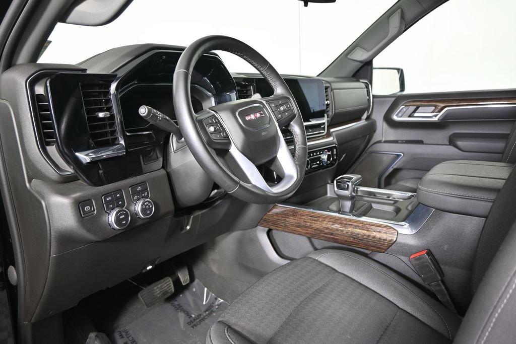 Used 2023 GMC Sierra 1500 Elevation w/ X31 Off-Road Package AWD/4WD image 22