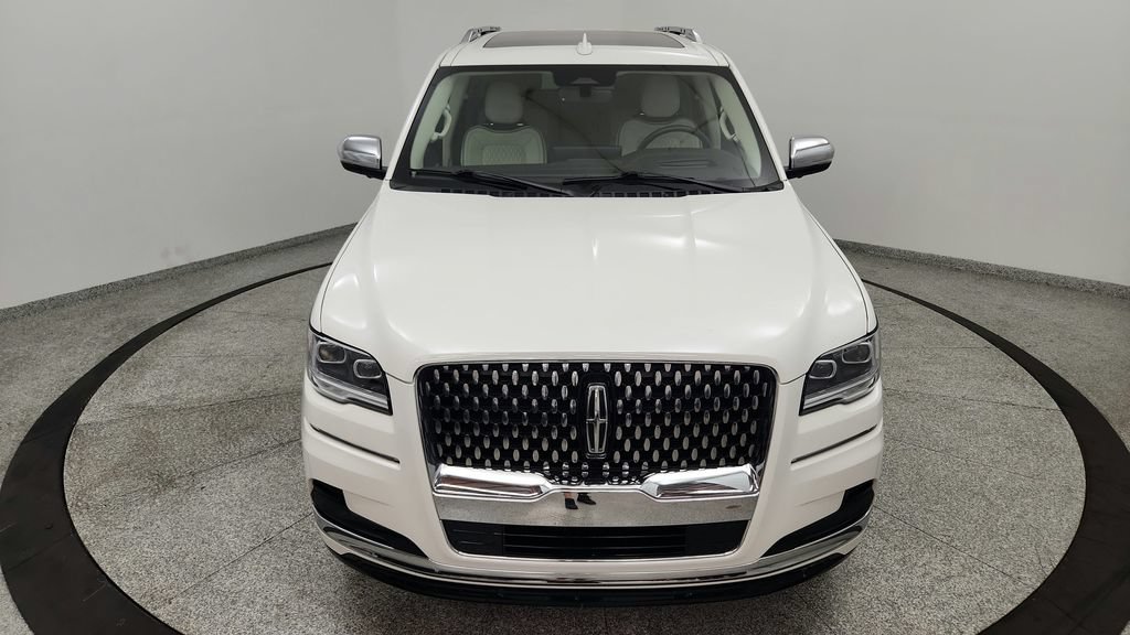 Used 2024 Lincoln Navigator Black Label AWD/4WD image 10