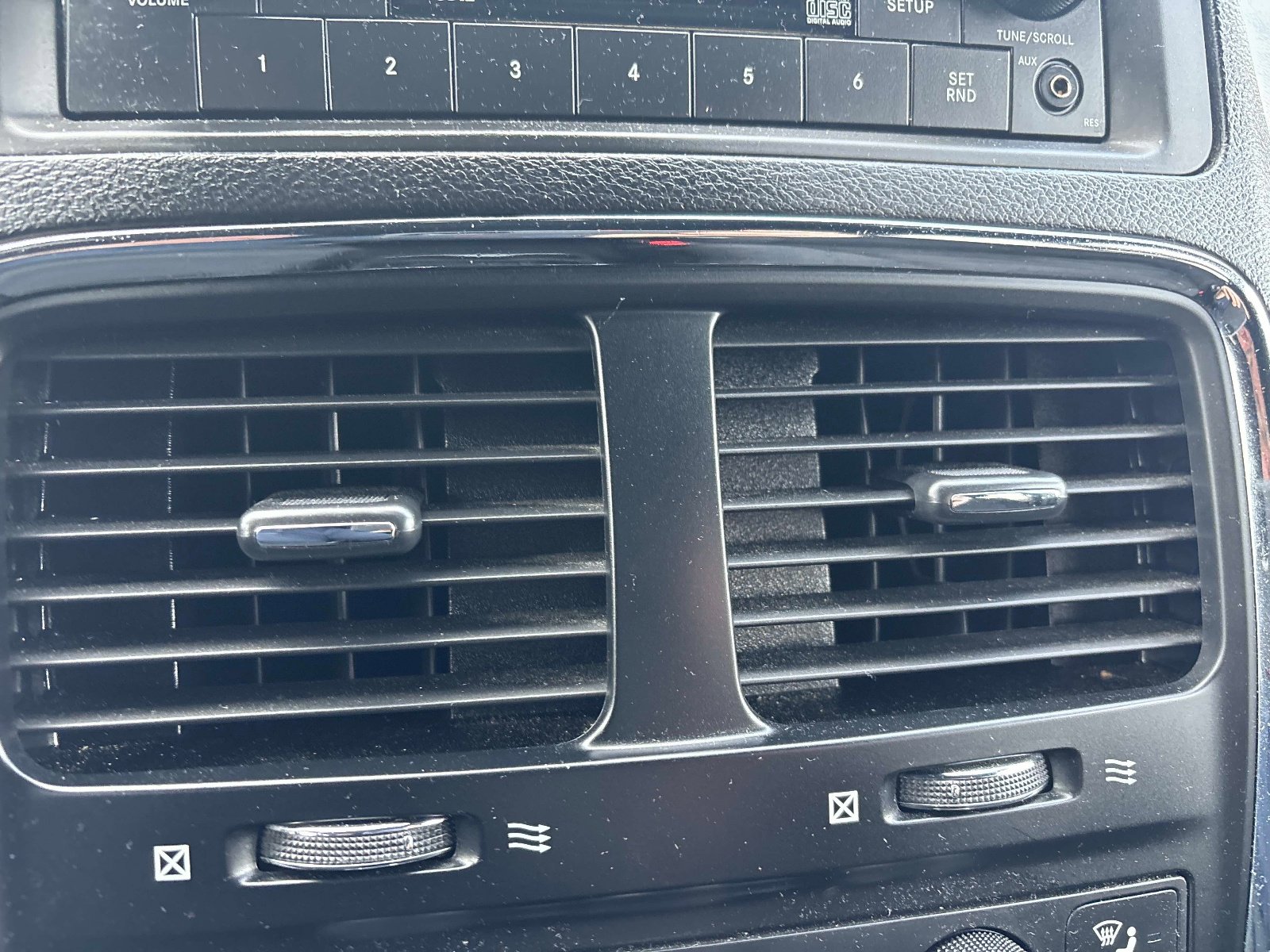 Used 2015 Dodge Grand Caravan SE w/ Quick Order Package 29E SE image 28