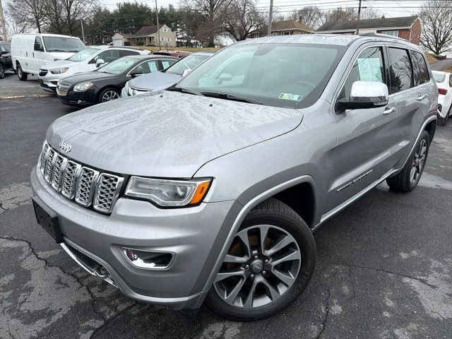 Used 2017 Jeep Grand Cherokee Overland image 1