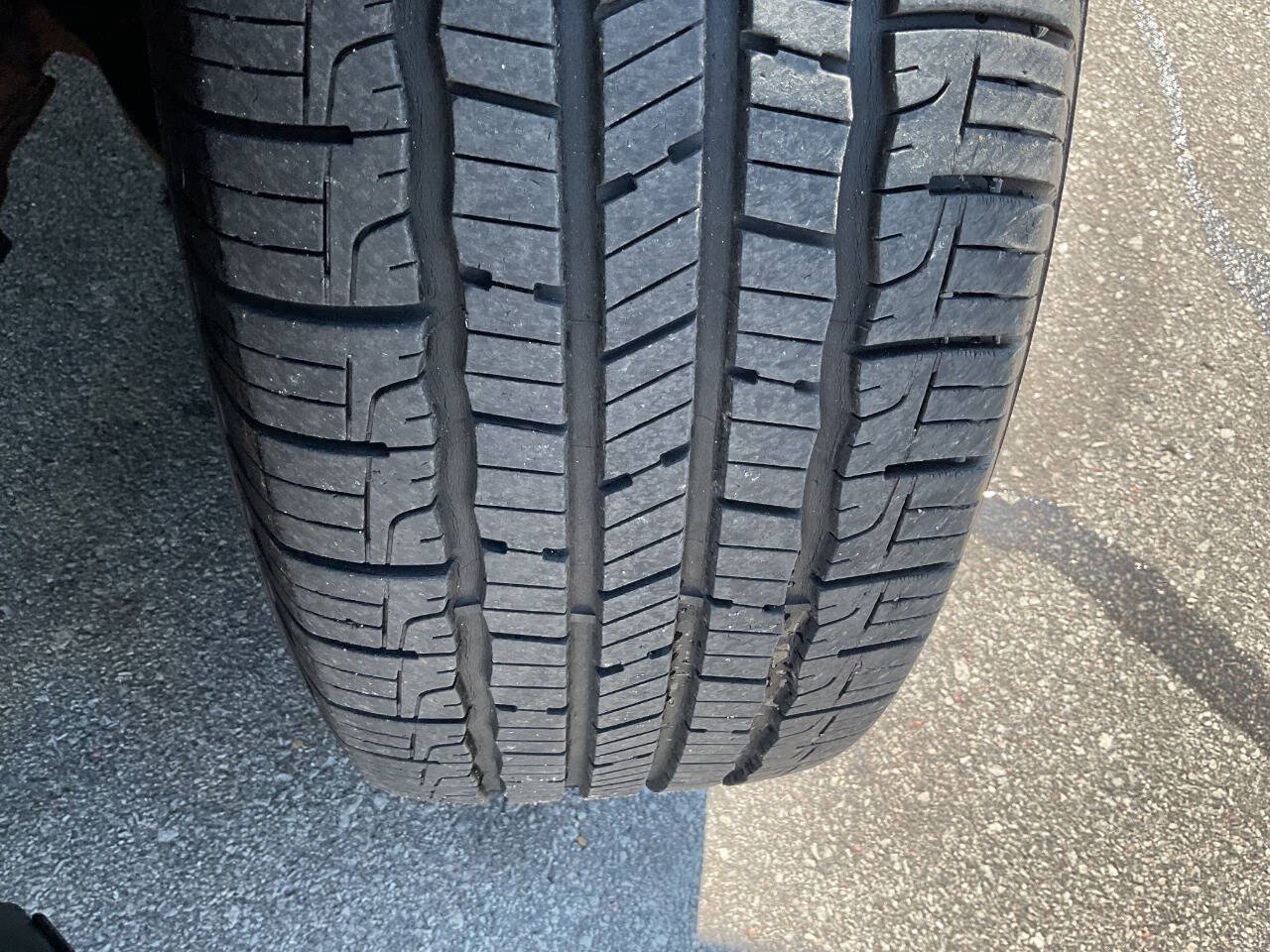 Used 2019 Nissan Rogue Sport SV FWD image 41