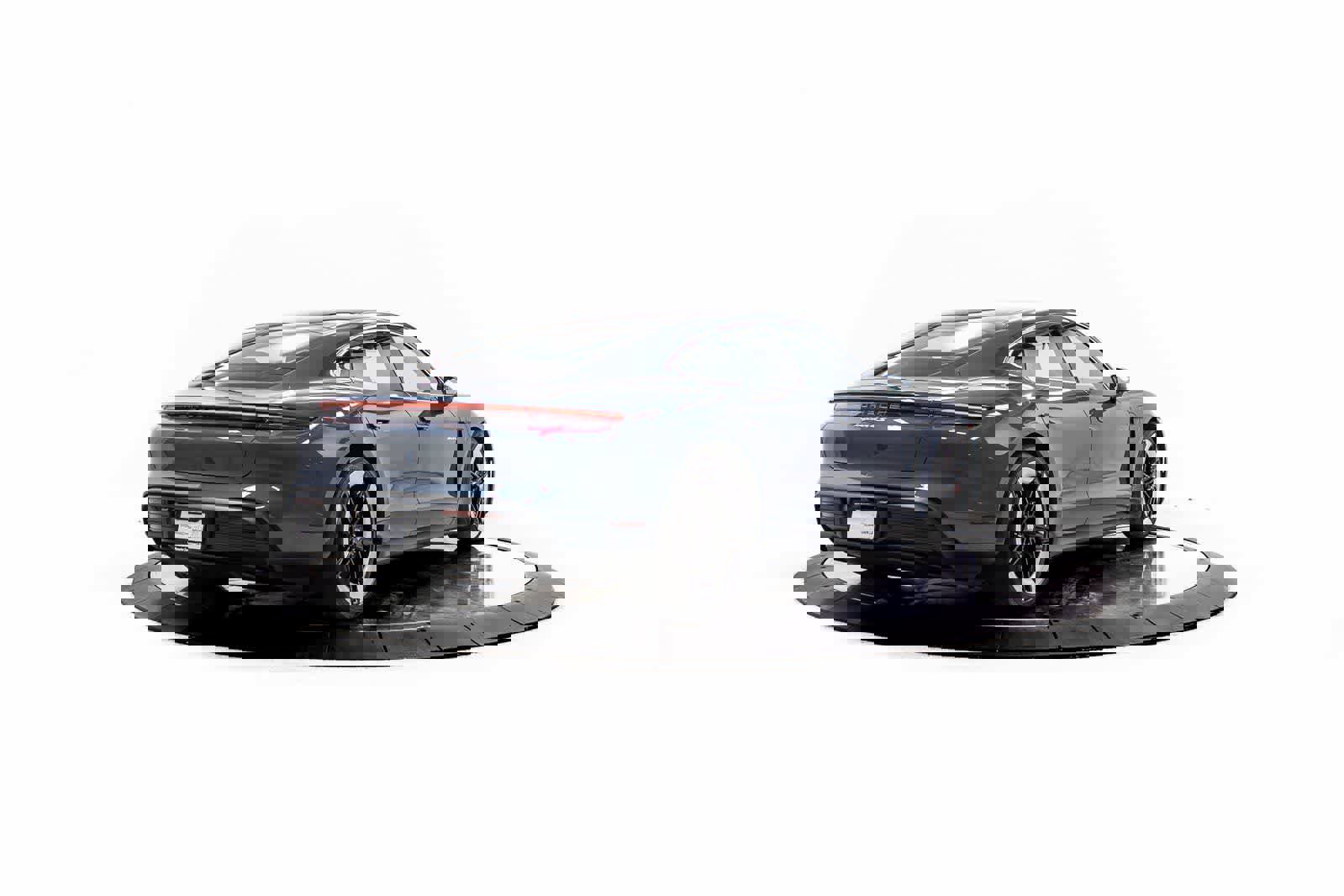 New 2026 Porsche Taycan 4S image 7