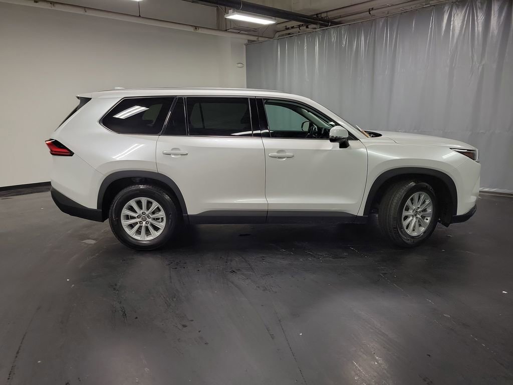 Used 2024 Toyota Grand Highlander AWD image 9