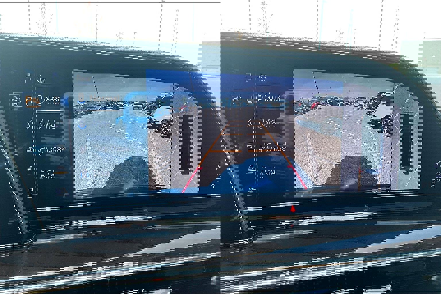 Used 2023 Cadillac Escalade Premium Luxury Platinum image 14