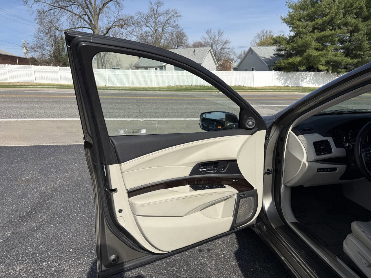 Used 2014 Acura RLX w/ Advance Package FWD image 21