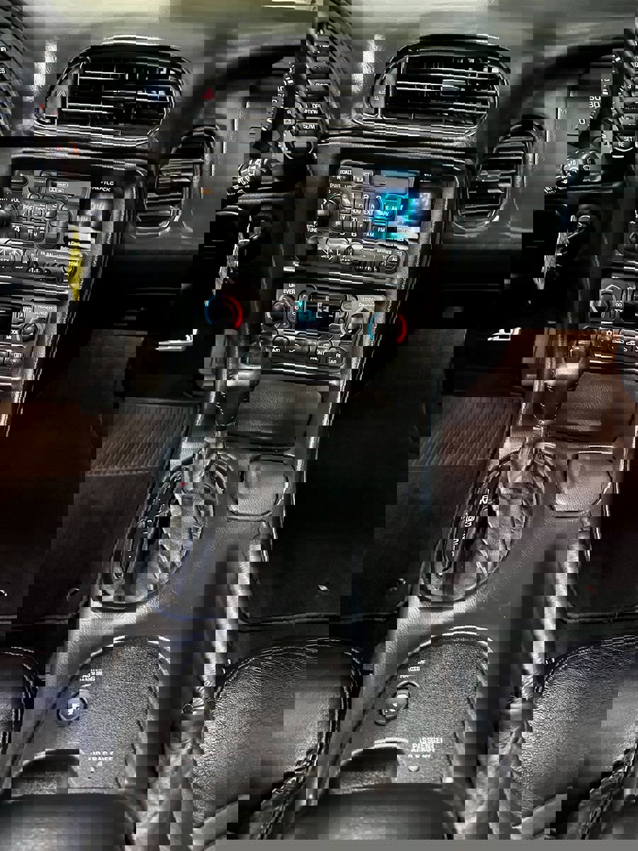 Used 2001 Chevrolet Corvette Convertible w/ Preferred Equipment Group2 image 18