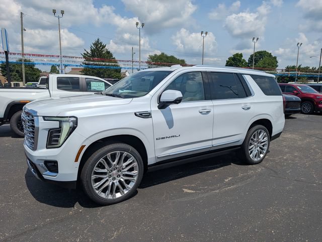 New 2026 GMC Yukon Denali w/ Denali Reserve Package AWD/4WD image 4