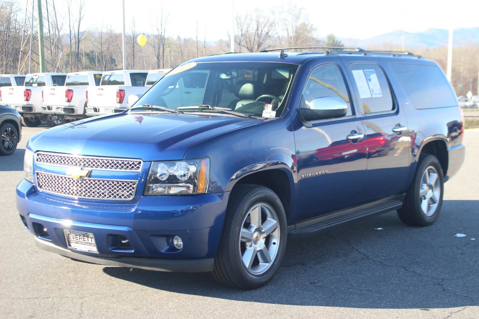 Used 2012 Chevrolet Suburban LTZ image 3