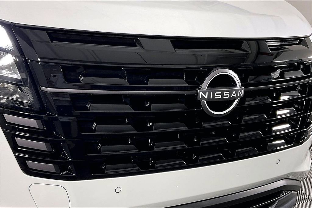 New 2026 Nissan Pathfinder SL image 28