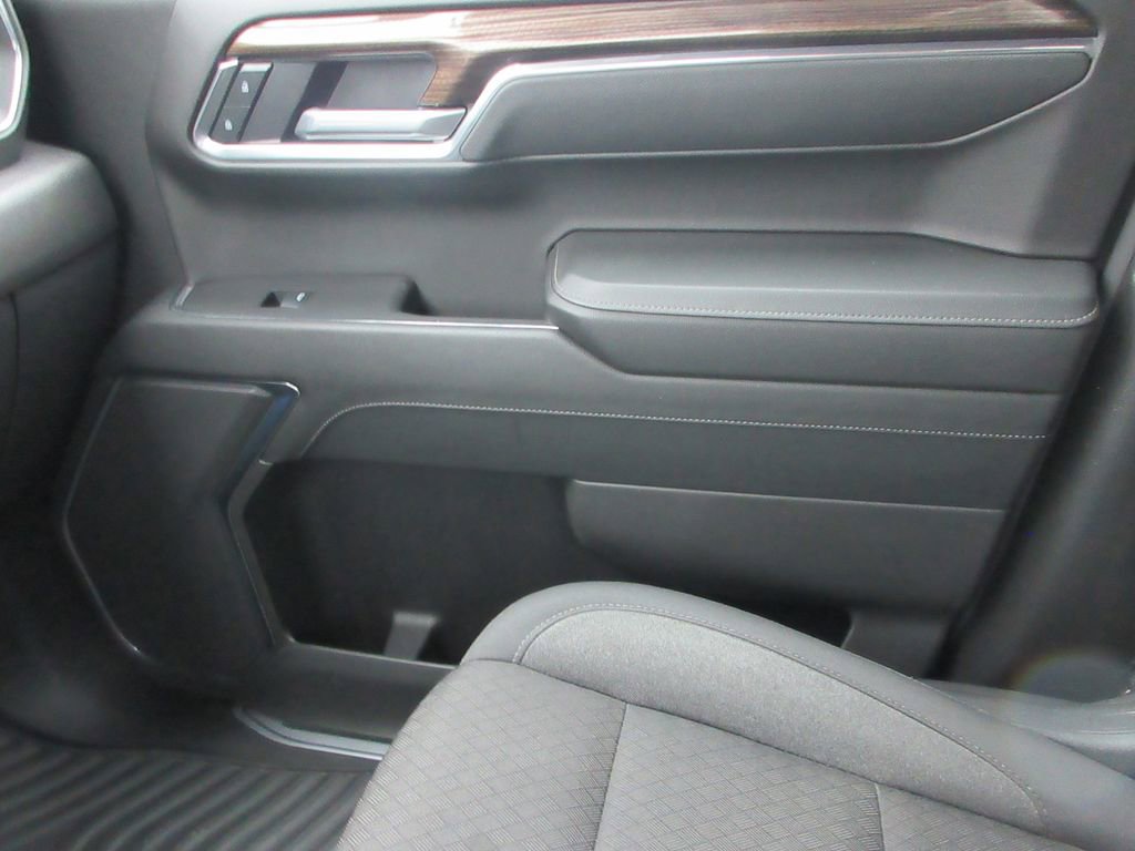 Certified 2025 Chevrolet Silverado 1500 LT image 34