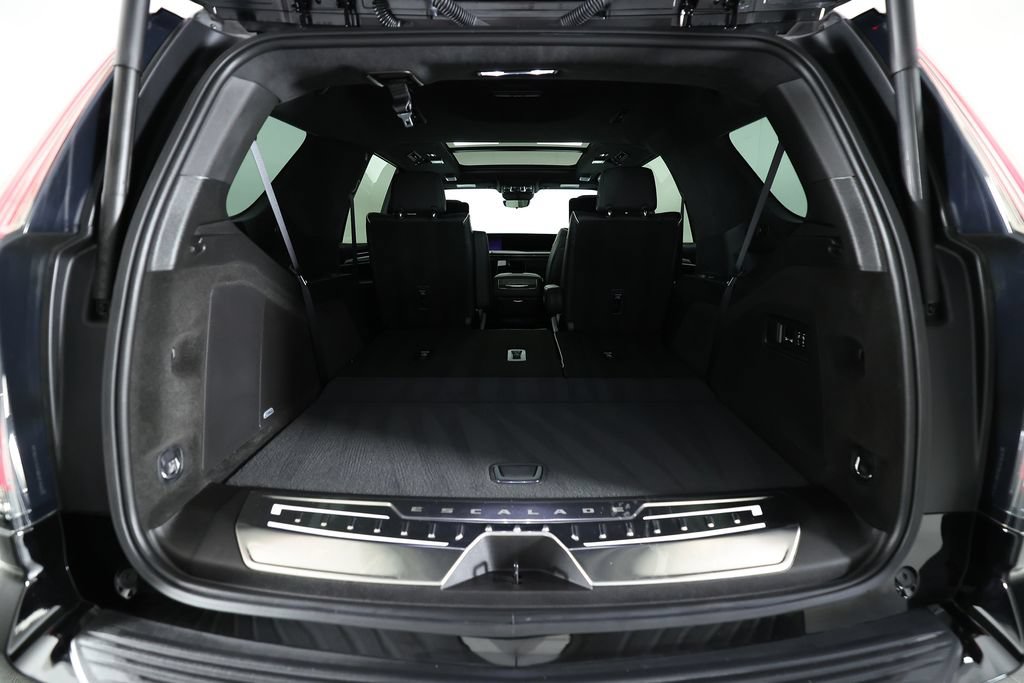 Used 2026 Cadillac Escalade Platinum Sport w/ LPO, ONYX Package AWD/4WD image 14