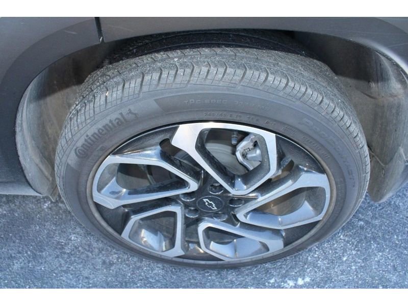 Used 2024 Chevrolet Trax RS w/ Sunroof Package image 8
