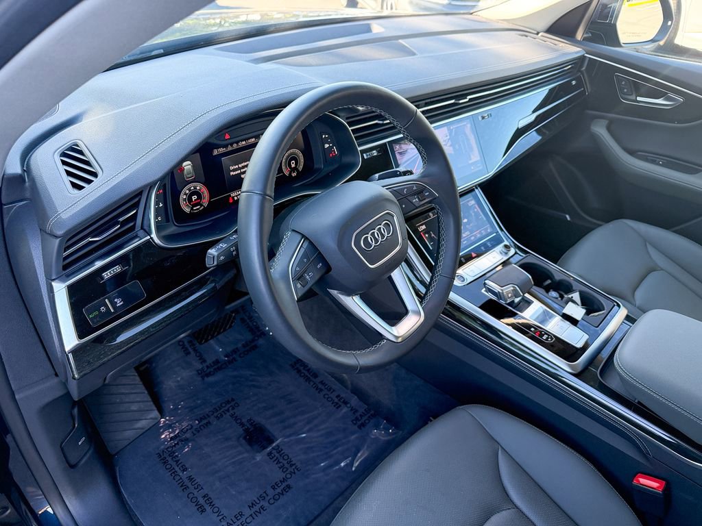 Used 2025 Audi Q8 Premium Plus w/ Premium Plus Package image 14