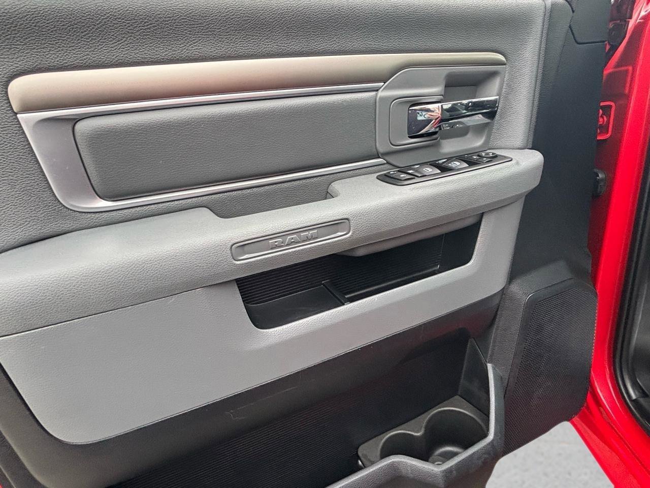 Used 2016 RAM 2500 Big Horn image 9