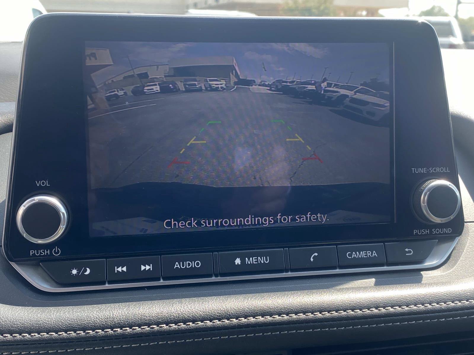 Used 2025 Nissan Rogue SV FWD image 30