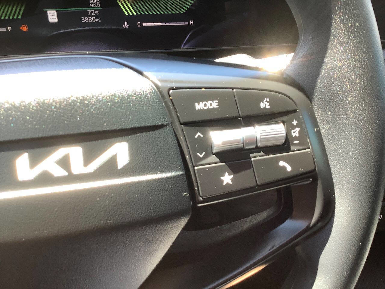 Used 2025 Kia K4 FWD image 38