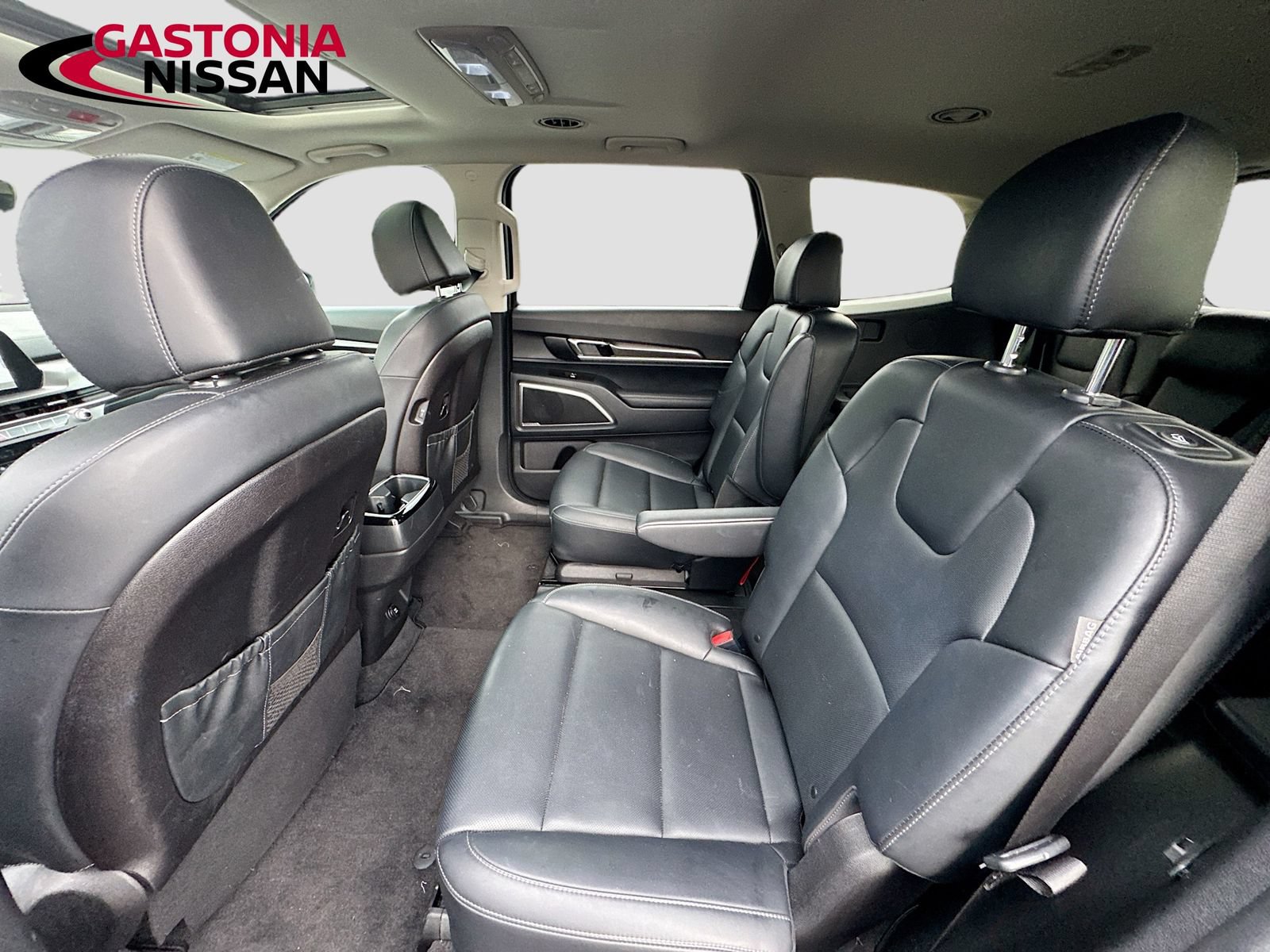 Used 2025 Kia Telluride S FWD image 33