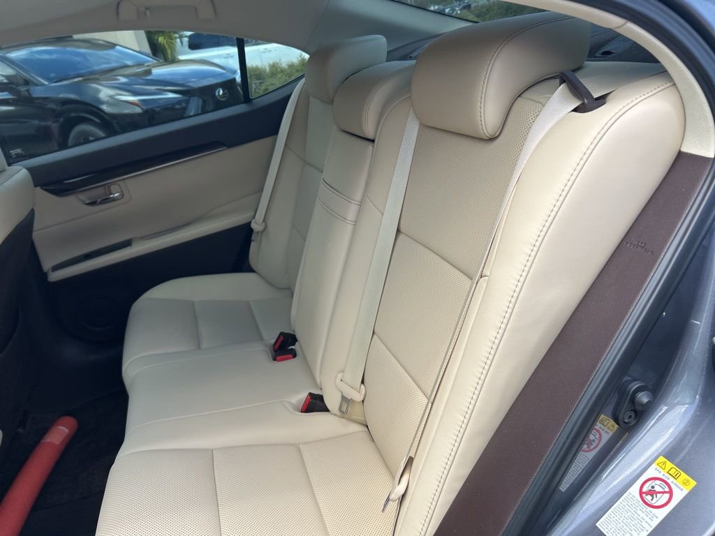 Used 2018 Lexus ES 350 w/ Premier Package image 12