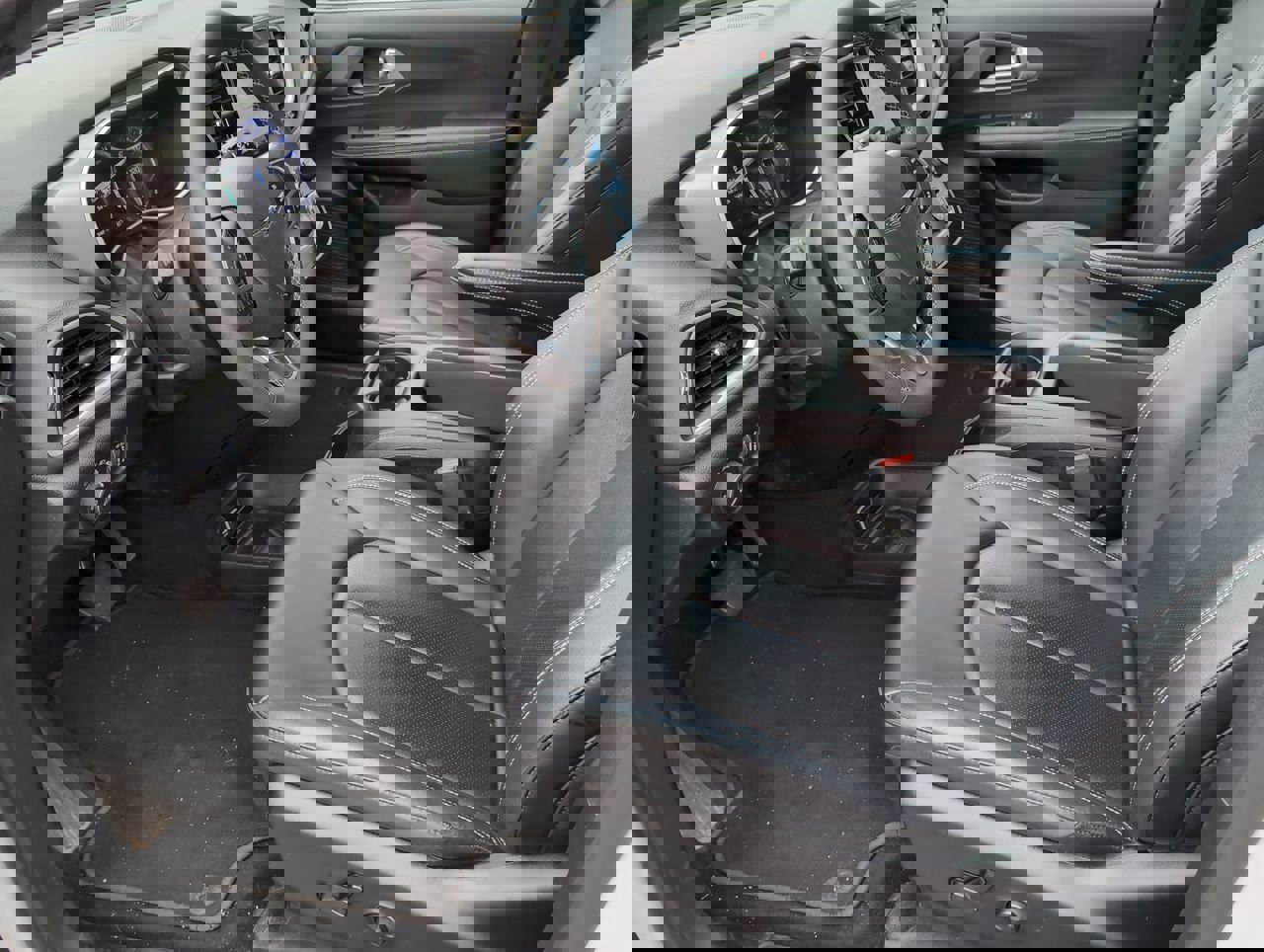 Used 2025 Chrysler Pacifica Select image 10