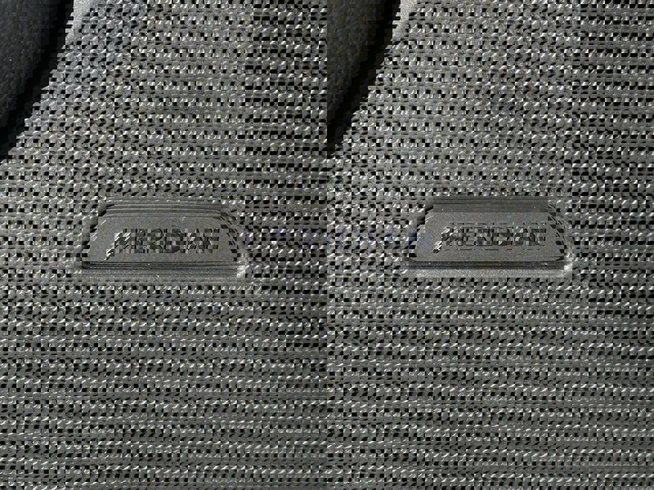 Used 2019 Land Rover Range Rover Velar S image 19