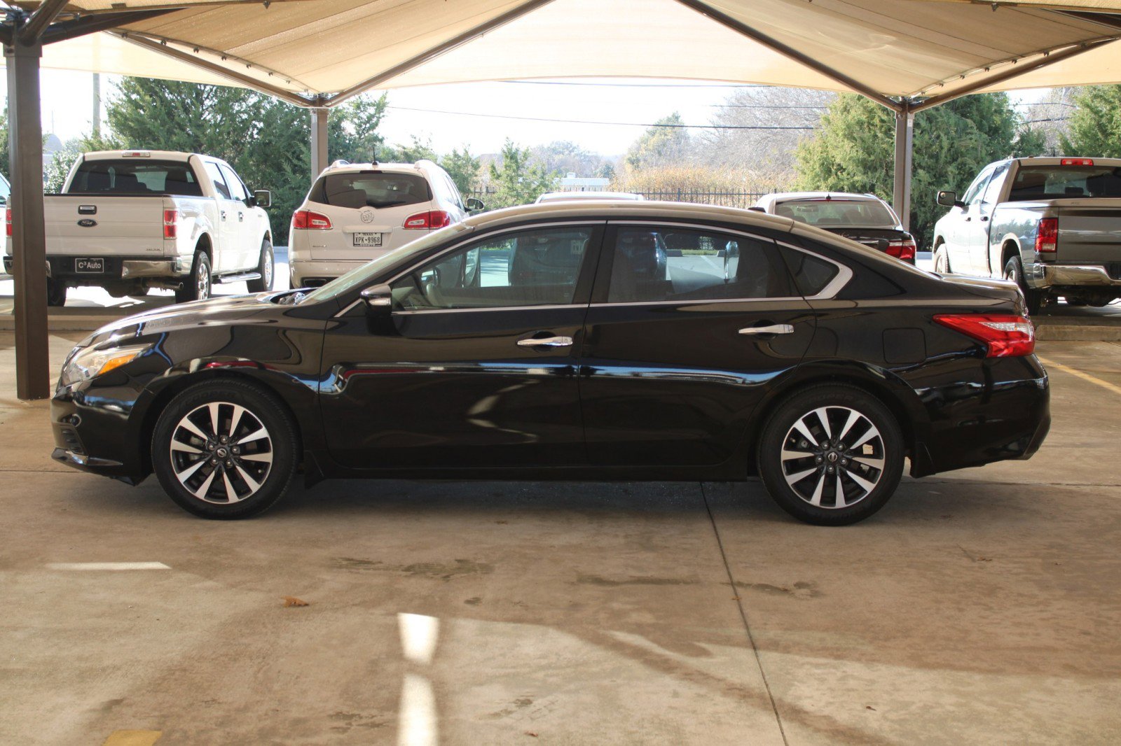 Used 2017 Nissan Altima 2.5 SL image 6