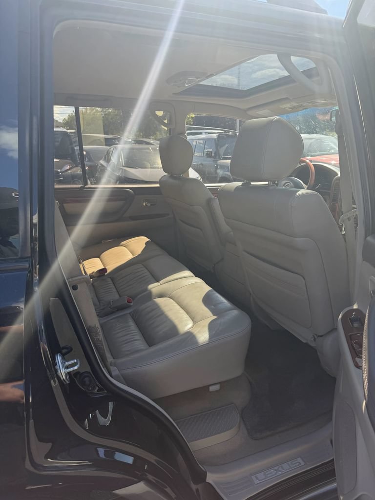 Used 2000 Lexus LX 470 4WD image 4