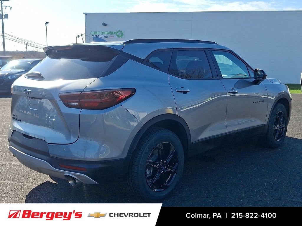 Certified 2023 Chevrolet Blazer LT w/ Midnight/Sport Edition image 5