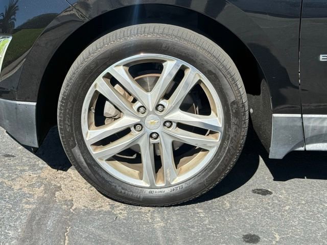 Used 2018 Chevrolet Equinox Premier image 32